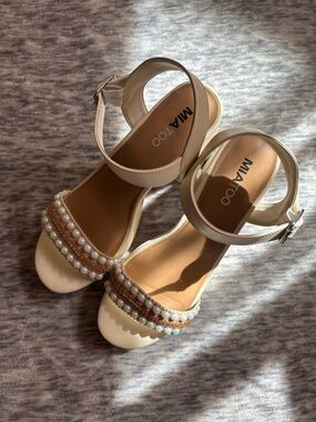 Mia Too Women’s Size 10 Platform Heels Pearl Woven Strap Sandals Cream